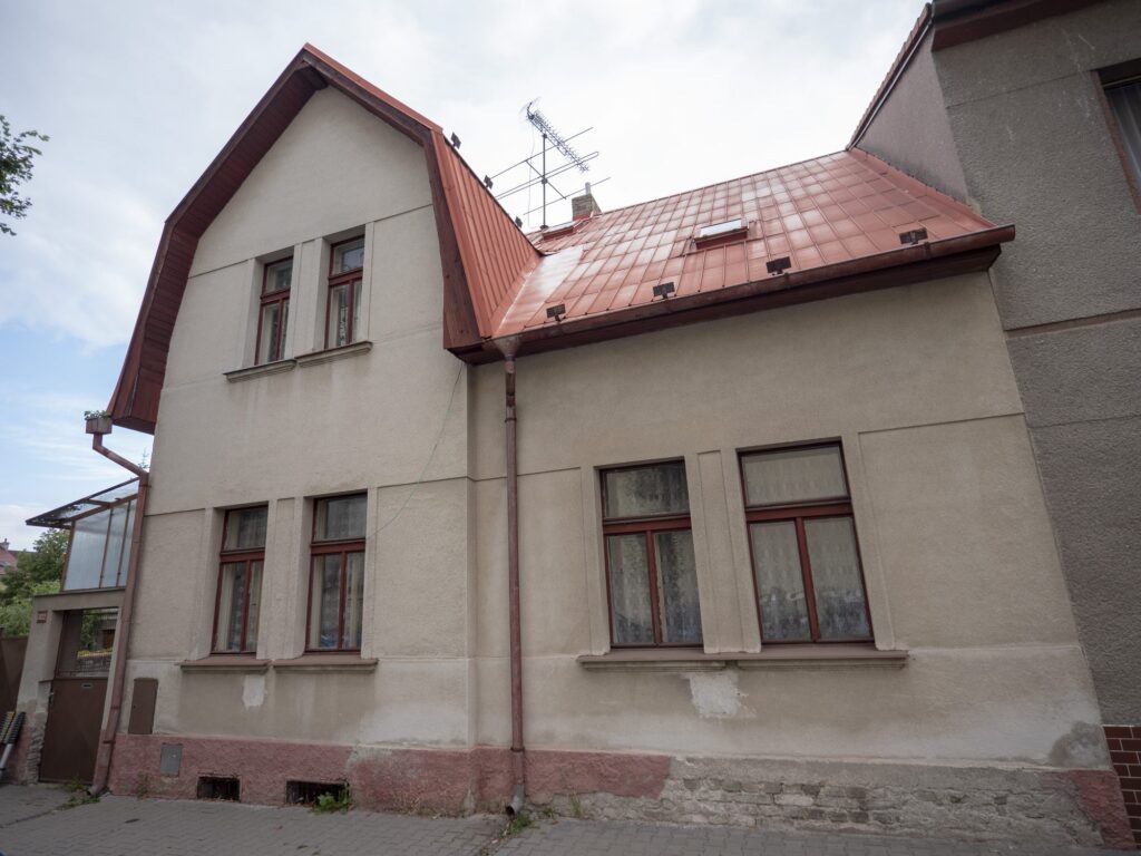 Městský rodinný dům na Kladně